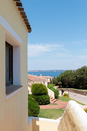 House - Casa Tozzi by Wonderful Italy (Arzachena)
