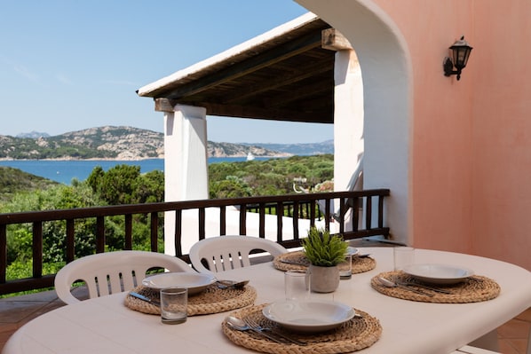 House - Casa Tozzi by Wonderful Italy (Arzachena)