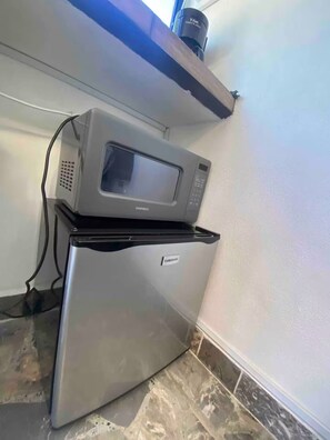Microwave - Smart 1-Bedroom Best location!!! (San Luis Potosí)