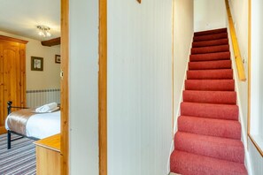 1 chambre, accès au Wi-Fi (inclus), literie fournie