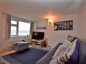 TV - 2 Bed in Polruan (oc-pc023) (Fowey)