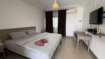 Standard Double Room | Bed sheets