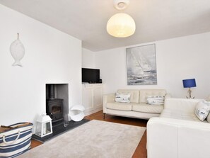 Living area - 3 Bed in Polruan (oc-pc002) (Fowey)