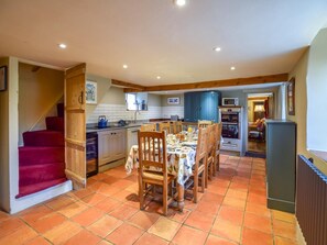 Dining - 4 Bed in Worth Matravers (oc-ic175) (Worth Matravers)
