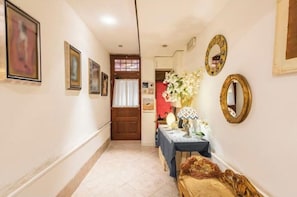 Lobby - Tiepolo Room in the Heart of Venice | Private Bathroom and Biennale Area (Venezia)