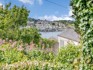 Property grounds - 3 Bed in Polruan (oc-pc012) (Polruan)