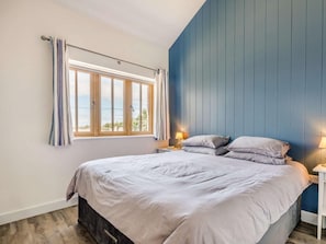 Travel cot, free WiFi, bed sheets - 2 Bed in Bideford (oc-62964) (Appledore)
