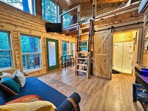 Interior - Private Nada Tunnel Cabin w/ Hot Tub & Arch Views (Stanton)