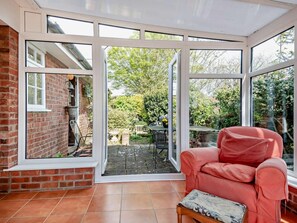Interior - 3 Bed in Cley-next-the-sea (oc-kt036) (Cley next the Sea)