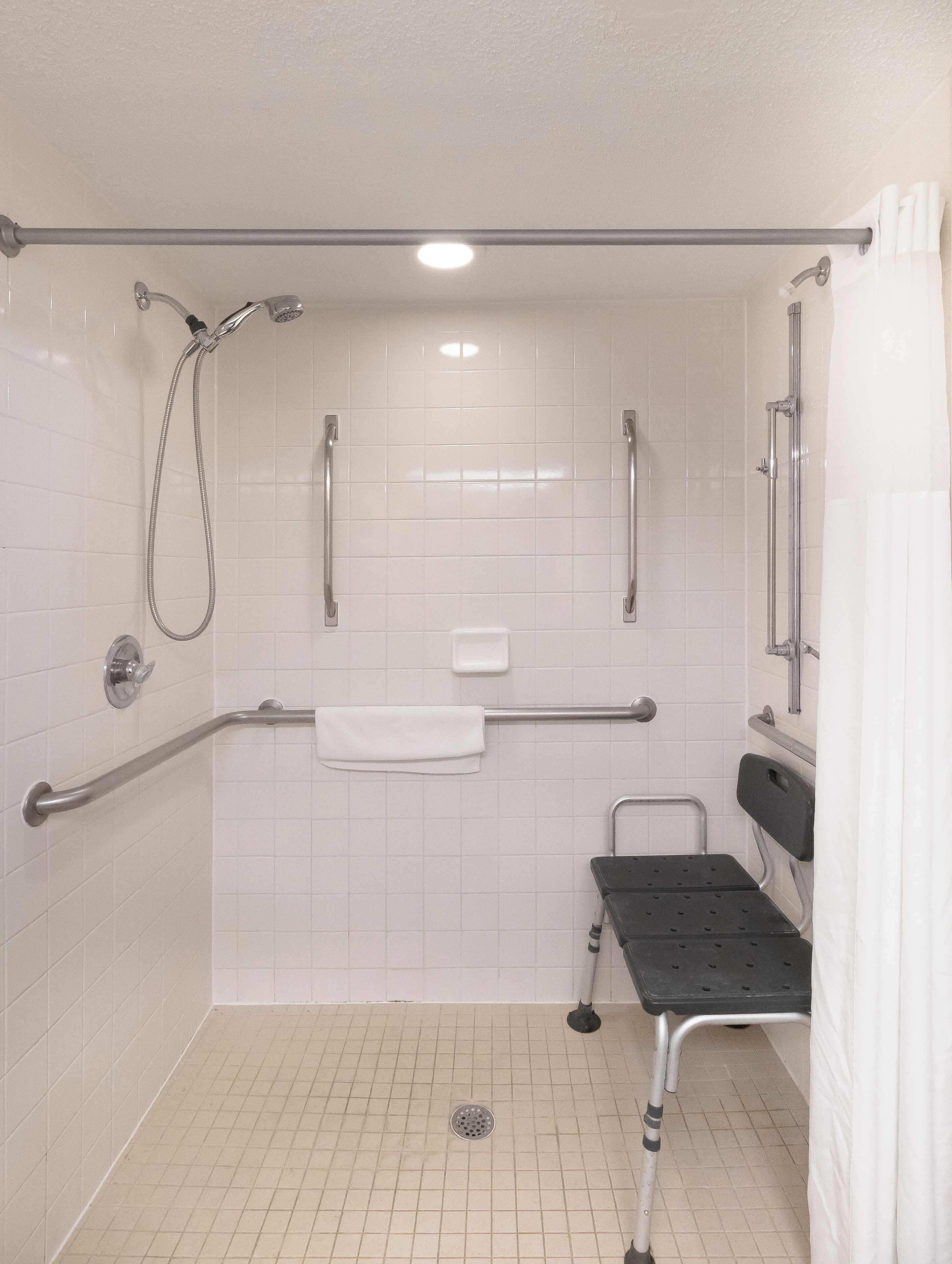 Baño para personas con discapacidad
