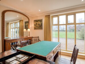 Spielezimmer