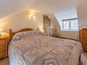 Room - 3 Bed in Syderstone (oc-kt083) (Syderstone)