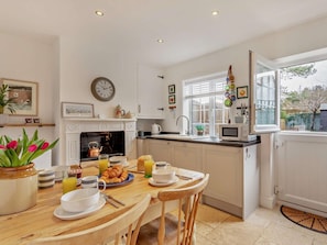 Dining - 2 Bed in King's Lynn (oc-kt105) (Snettisham)