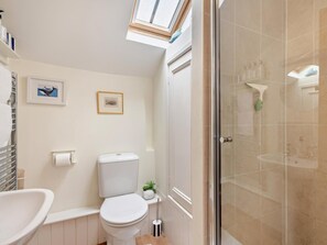 Bathroom - 2 Bed in Southrepps (oc-kt052) (Southrepps)