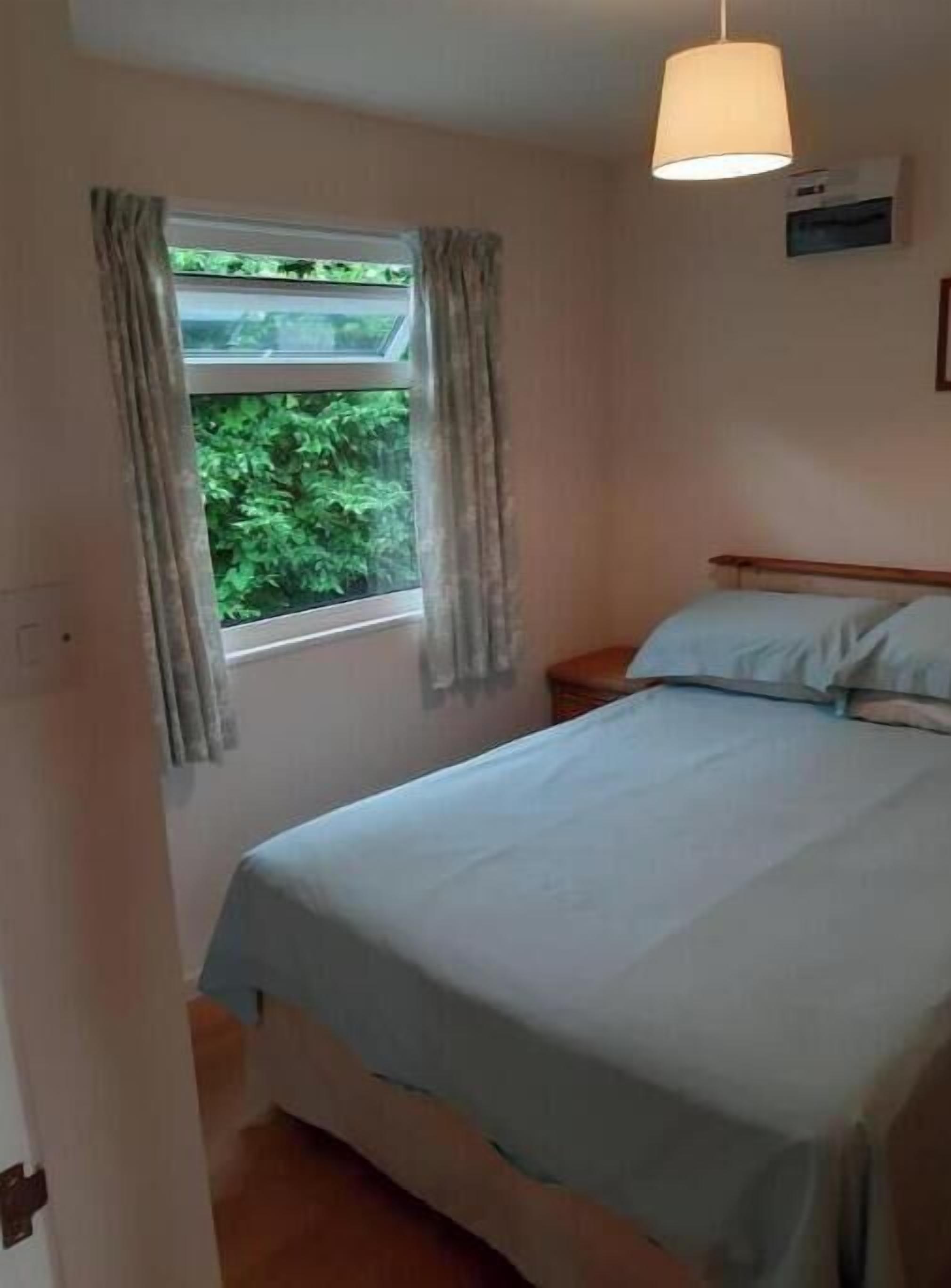2 Schlafzimmer, Bügeleisen/Bügelbrett, Internetzugang, Bettwäsche