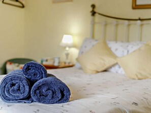 3 Schlafzimmer, Reisekinderbett, kostenloses WLAN, Bettwäsche