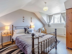 Free WiFi, bed sheets - 3 Bed in Swansea (oc-72846) (Port Eynon)