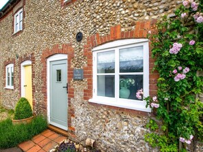 Exterior detail - 2 Bed in Syderstone (oc-kt197) (Syderstone)