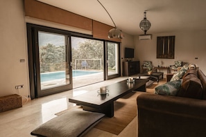 Interior - Villa Rural Zen by Hacienda Alfacara (Benadalid)