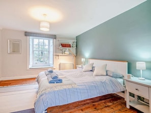 4 Schlafzimmer, Reisekinderbett, kostenloses WLAN, Bettwäsche