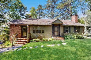 Exterior - Rodger's Hemlock (Lake Junaluska)