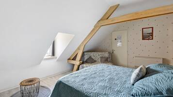1 habitación, wifi y ropa de cama