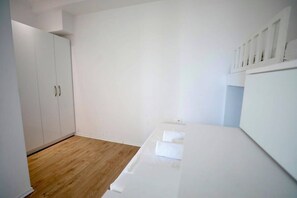 Apartment, Balcony, Sea View | Interior - Edi Apartments (Sarandë)