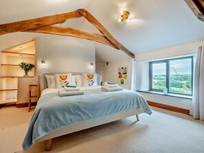 Bügeleisen/Bügelbrett, Reisekinderbett, kostenloses WLAN, Bettwäsche