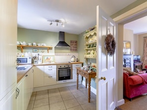 Oven, dishwasher, cookware/dishes/utensils - 2 Bed in Newcastle Upon Tyne (oc-66305) (Otterburn)