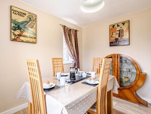 Dining - 2 Bed in Holt (oc-73518) (Holt)