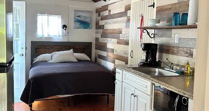 Cozy One Bedroom Cabin on Cape Cod Campground