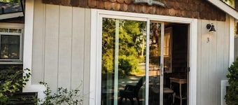 Charming One Bedroom Cabin on Cape Cod Campground!