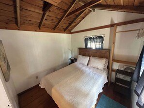 WiFi, bed sheets