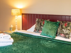 Travel cot, free WiFi, bed sheets - 1 Bed in Kirkbymoorside (oc-g0029) (Gillamoor)