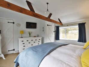 Free WiFi, bed sheets - 2 Bed in Richmond (oc-g0059) (Richmond)