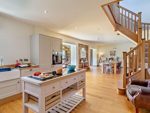 Interior - 3 Bed in Stokesley (oc-g0048) (Great Broughton)