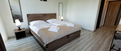 Classic Double Room, Balcony, Hill View | WiFi (free)