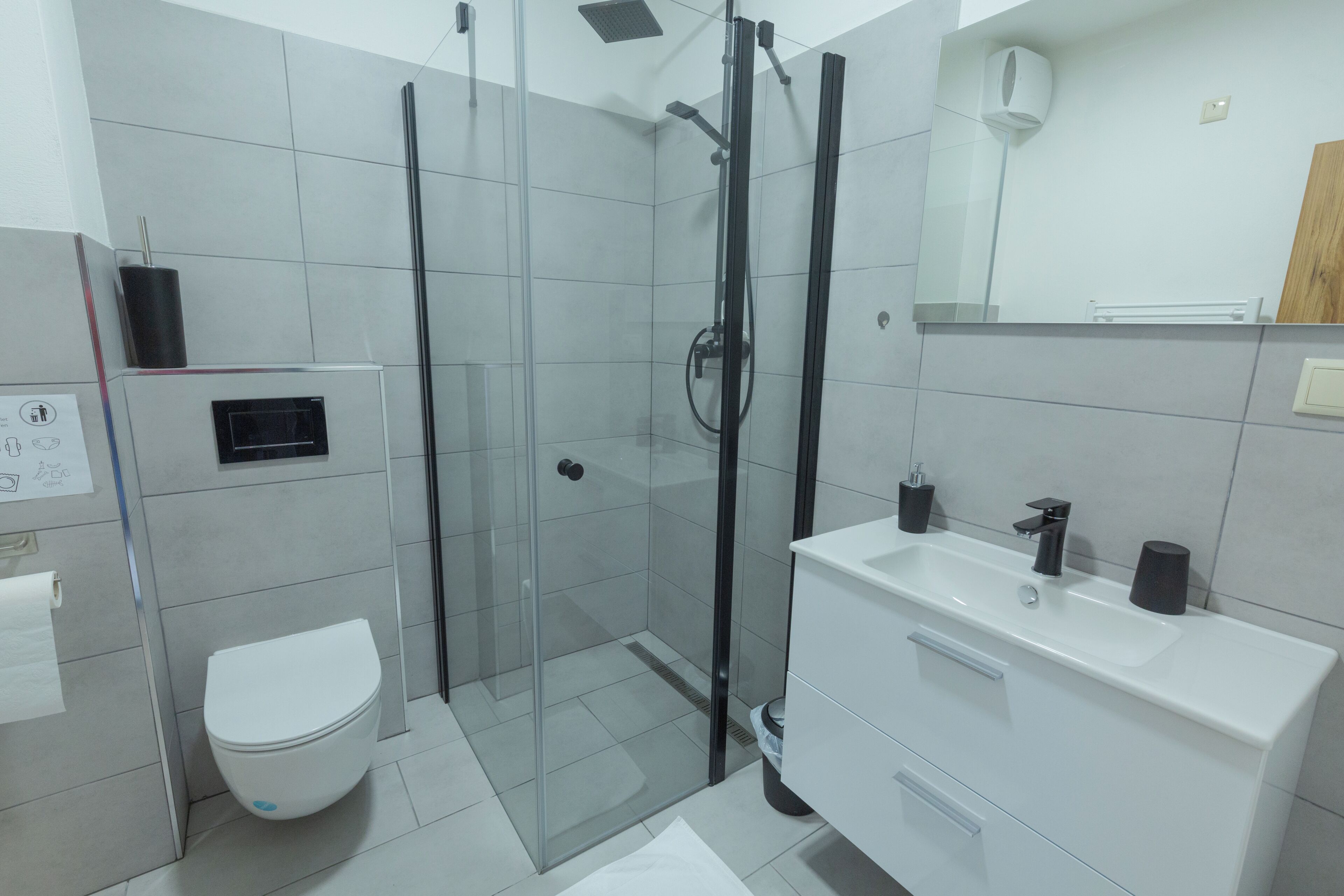 Doppia Classic, balcone, vista collina | Bagno