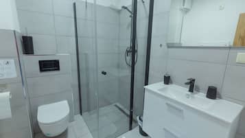 Doppia Classic, balcone, vista collina | Bagno