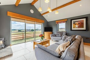 Unclassified image, 4 of 30, button - 2 Bed in Leyburn (oc-g0099) (Constable Burton)