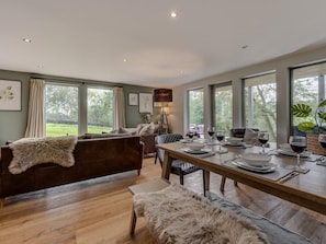 Interior - 3 Bed in Otley (oc-g0176) (Norwood)