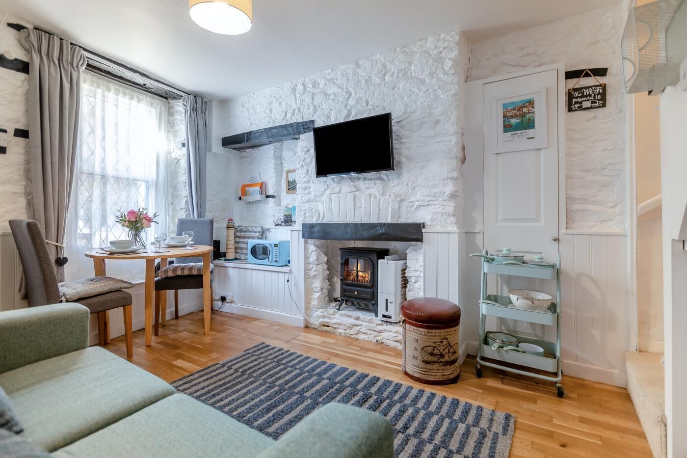 1 Bed In Brixham (Oc-73940) - Brixham