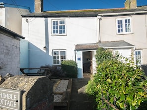 Exterior detail - 2 Bed in Bridport (oc-dc189) (Charmouth)