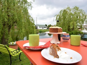 Outdoor dining - 1 Bed in Spalding (oc-75073) (Surfleet)