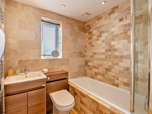 Bathroom - 2 Bed in Middlesbrough (oc-75226) (Great Ayton)