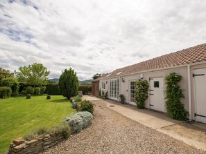 Exterior - 2 Bed in Middlesbrough (oc-75544) (Stokesley)