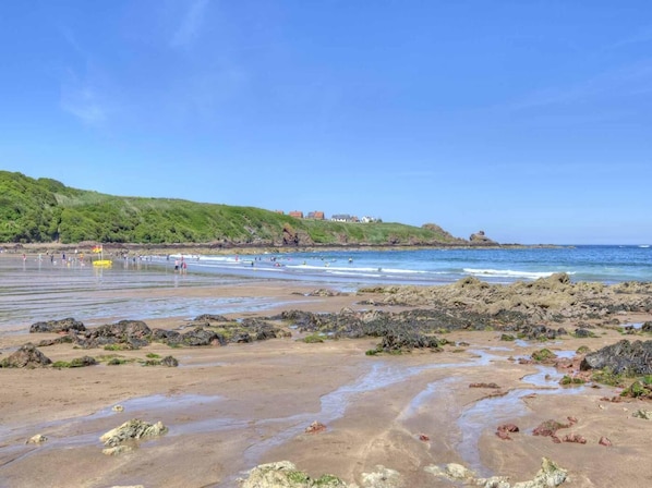 Beach - 4 Bed in Eyemouth (oc-ca256) (Coldingham)
