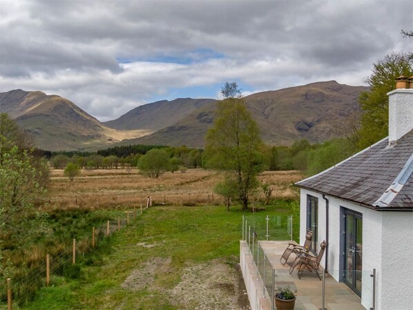 Property grounds - 2 Bed in Dalmally (oc-ca379) (Dalmally)