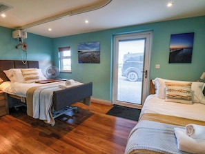 3 Schlafzimmer, individuell dekoriert, individuell eingerichtet