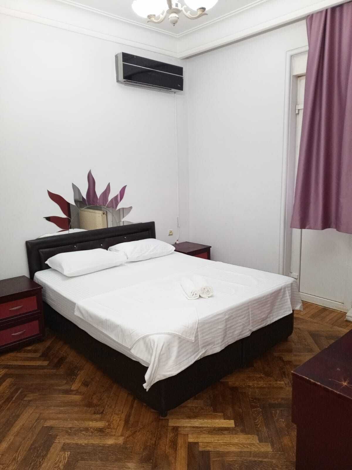 Economy Room | Bed sheets